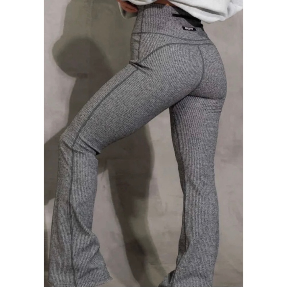 ECHT Ribbed Flared Leggings